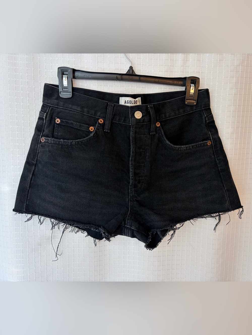 AGOLDE Parker cut out cropped Black denim shorts size 25